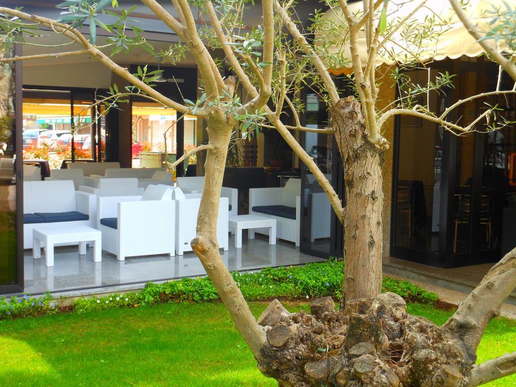 Hotel Jesolo Sand Exterior photo