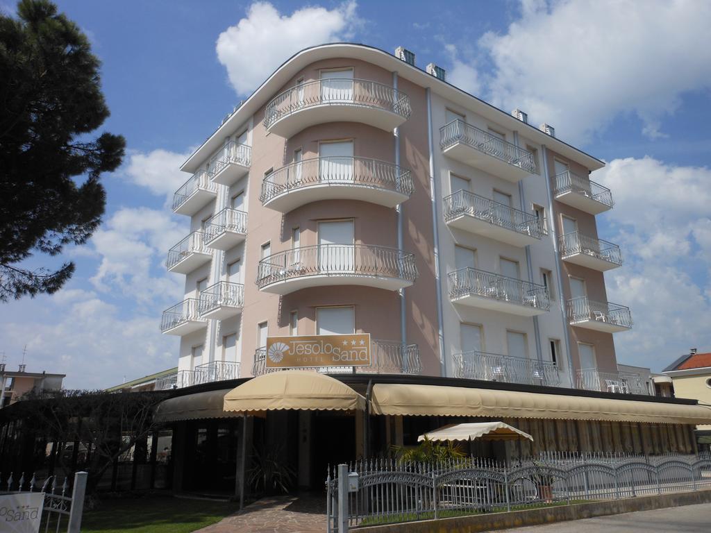 Hotel Jesolo Sand Exterior photo