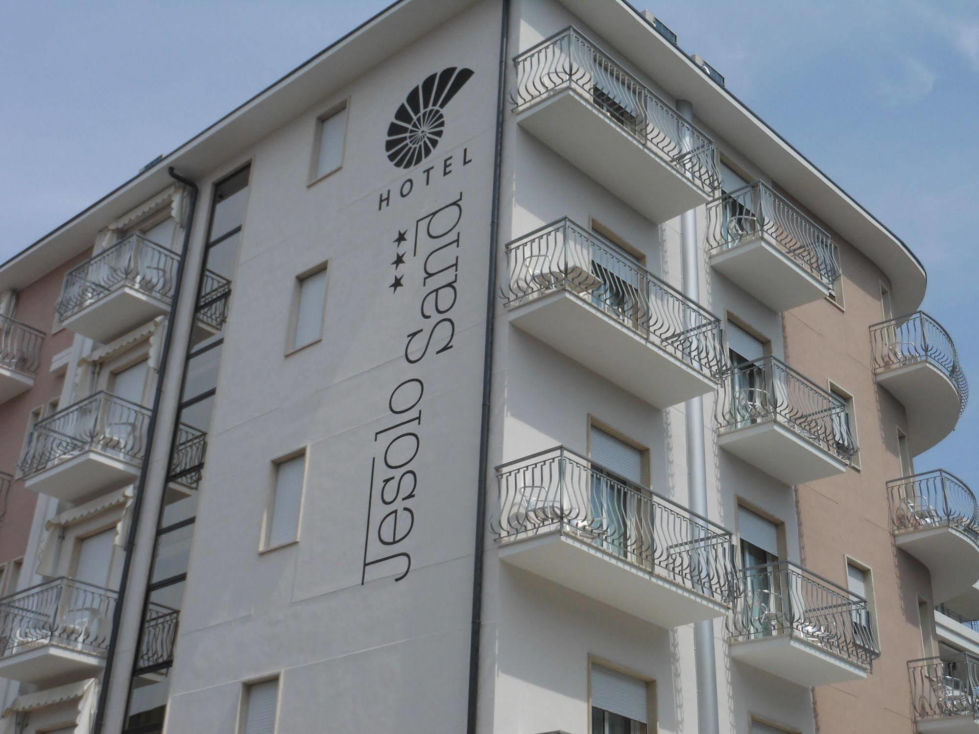 Hotel Jesolo Sand Exterior photo